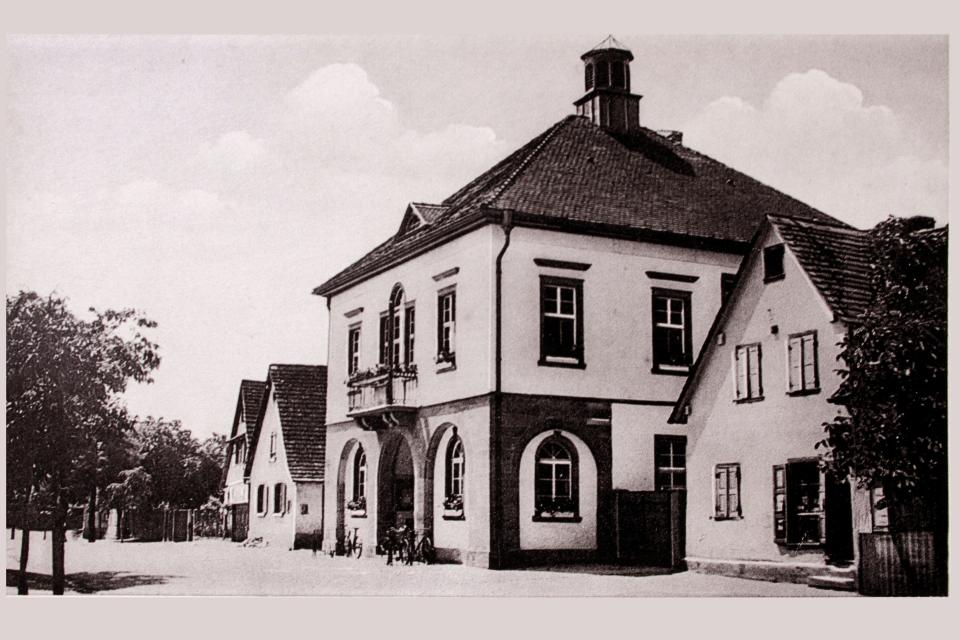 Gebäude in Mörsch